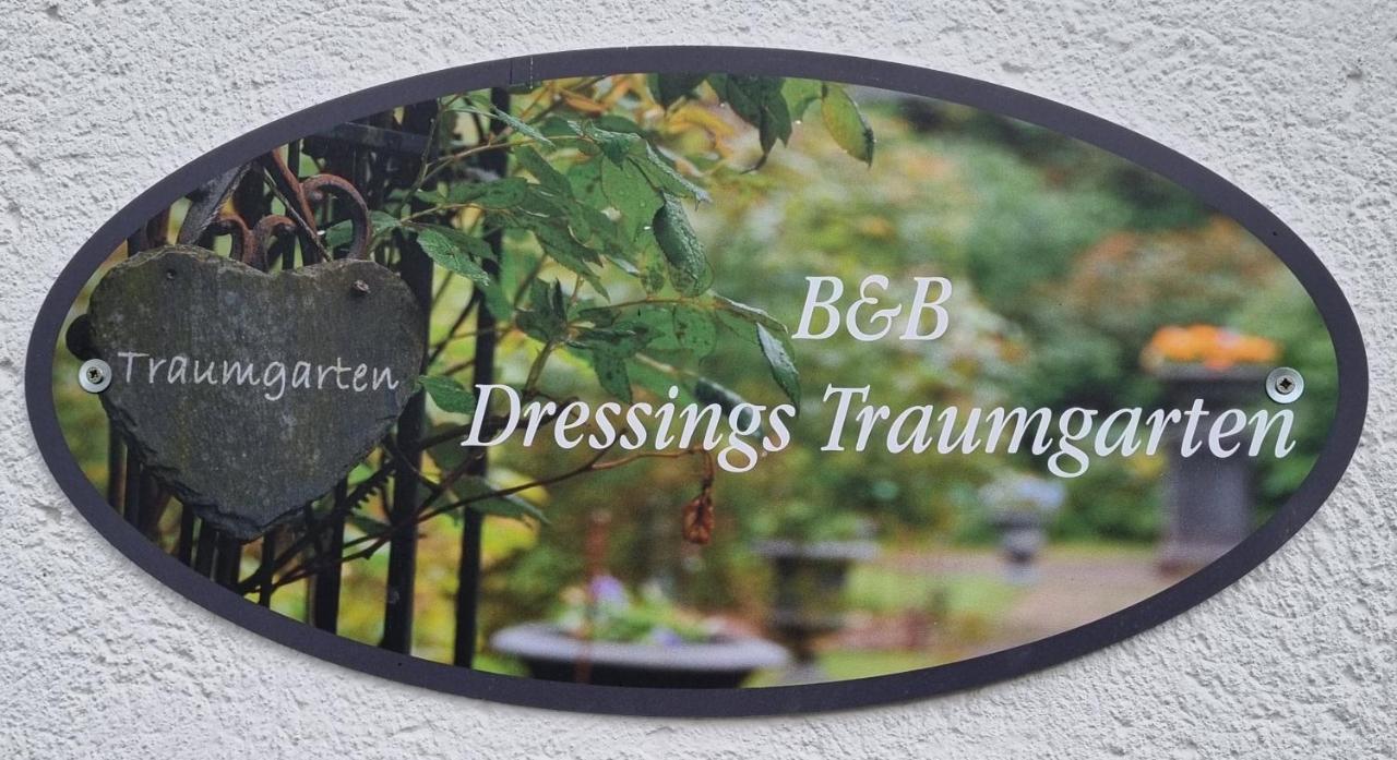 B&B Dressings Traumgarten Kaiserslautern Exterior foto